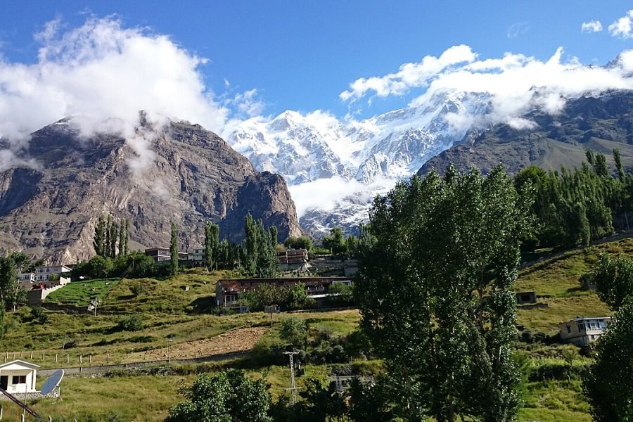 4 Days Hunza Culture, Altit Fort & Hopper Glacier