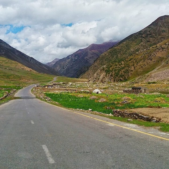 4 Days Naran, Lulusar Lake & Babusar Top Tour